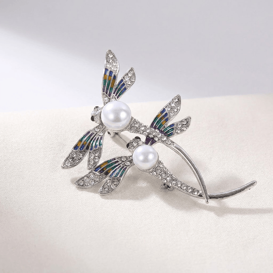 Elegant Vintage Dragonfly Pearl Brooch