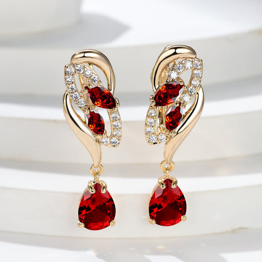Sophisticated Gold Stud Earrings