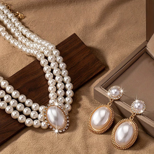 Vintage Pearl Strand Jewelry Set
