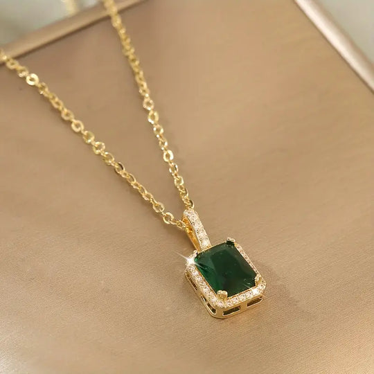 Mae Gold Emerald Necklace
