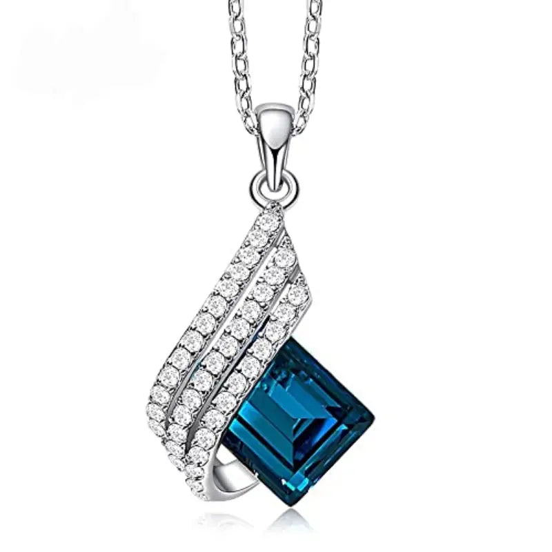 Lustrous  Sapphire Jewelry Set