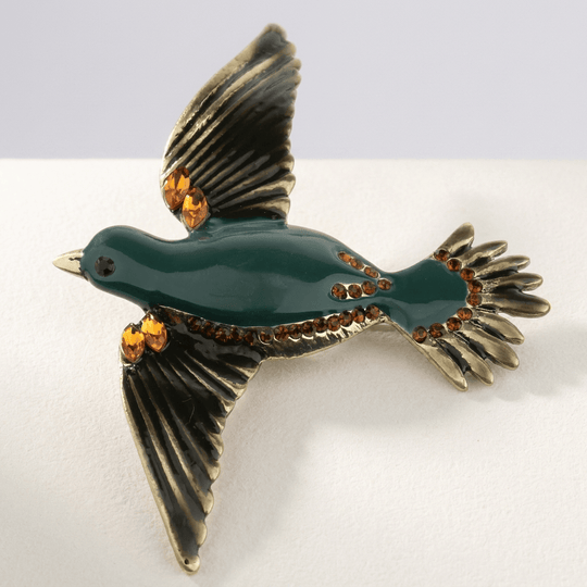 Elegant Vintage-Inspired Animal Brooch