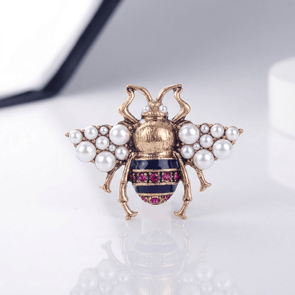 Elegant Dripping Oil Bee Brooch
