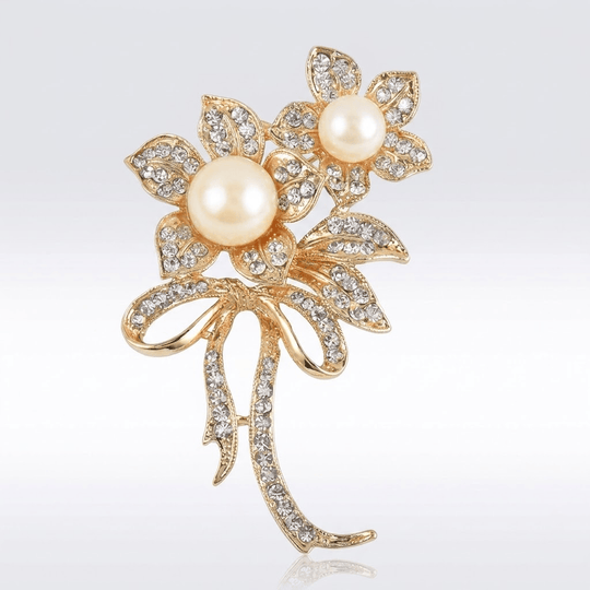 Elegant Gold Flower Brooch