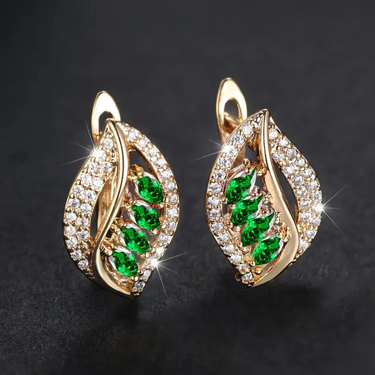 Sophisticated Gold Nature-Inspired Earrings