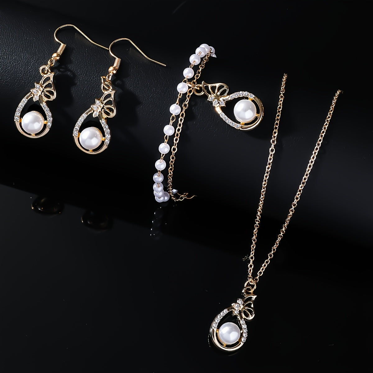 Golden Bow Pearl Jewelry Set