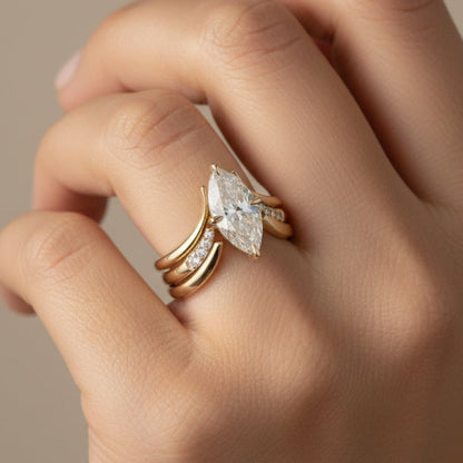 Elegant Gold Drop Crown Ring