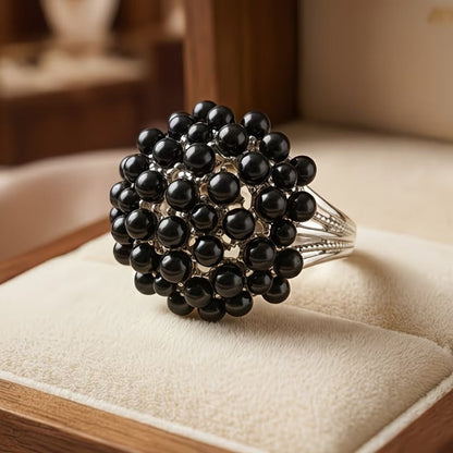 Elegant Colored Inlaid Pearl Ring