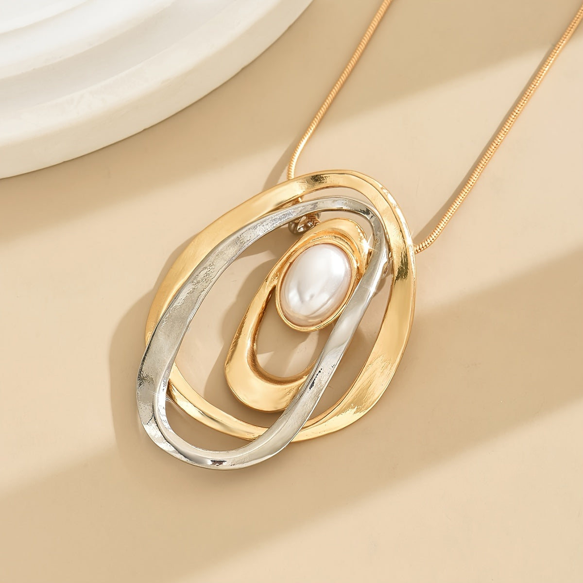 Statement Pearl Geometric Necklace