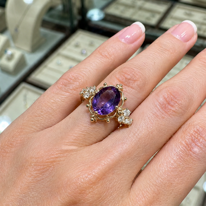 Elegant Gold Tiara Ring