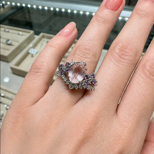 Elegant Leaf Motif White Gold Ring Set