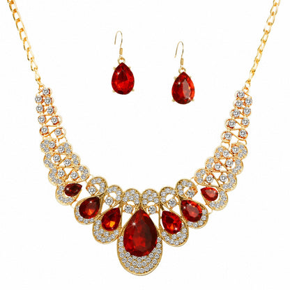 Sophisticated Crimselle Gold Jewelry Set